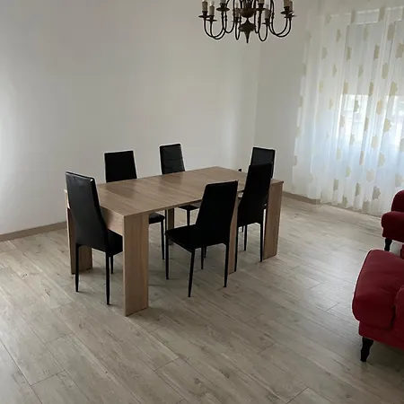 Apartamento Via Milano Prato Prato (Prato)