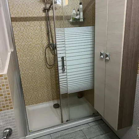 Apartamento Via Milano Prato